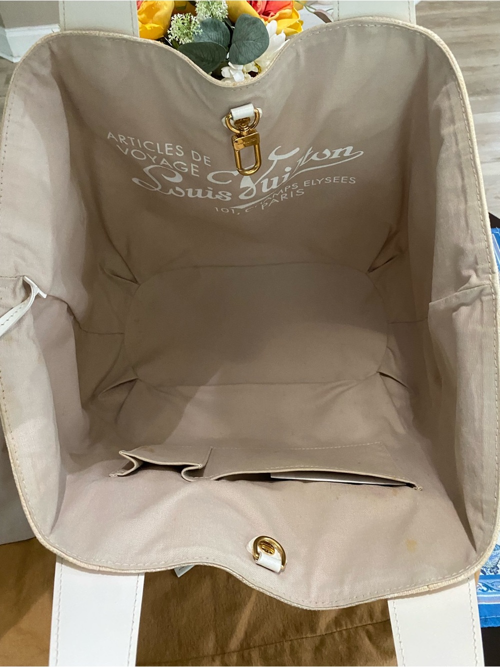 Louis Vuitton Cabas Ipanema PM - Picture 5 of 9